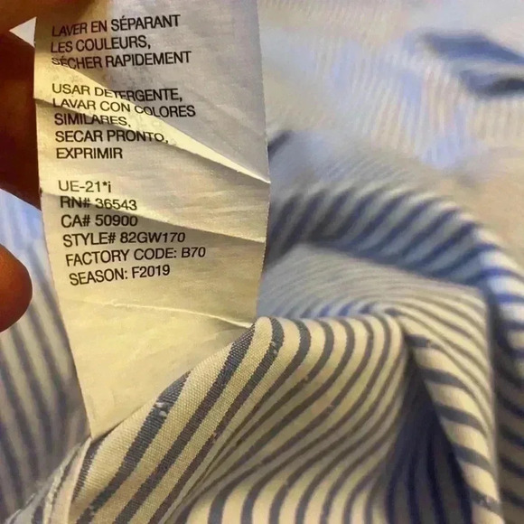 Simply Beautiful Cotton shirt long sleeves and buttons down - Picture 7 of 7